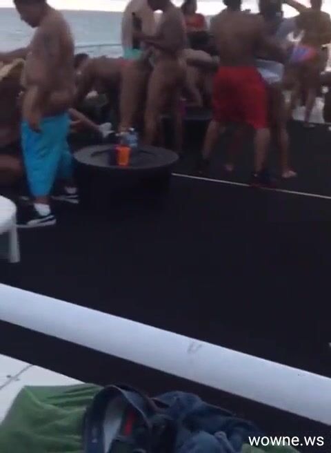 Millionaire sex party with drugs on a yacht