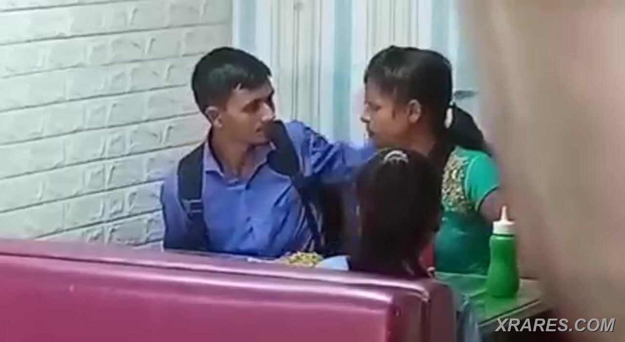Mom Having Sex With Boyfriend In A Restaurant Front Of Daughter