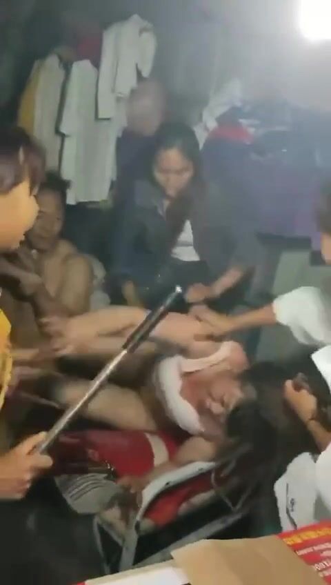 Wife beat and abuse husband's naked mistress shocking!!!