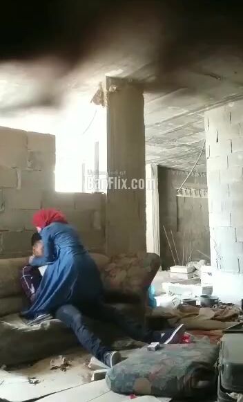 Hijab girl fucked at a construction site by her lover leaked video