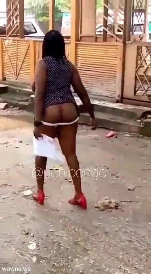 Ebony Mature drunken women spread her ass in public