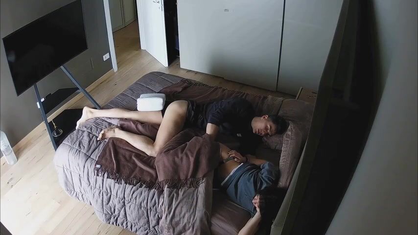 Horny Brother Gives Oral Sex To His Sister On Hidden Cam