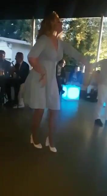 Drunk Auntie Expose Her Vagina In The Family Party SCANDAL